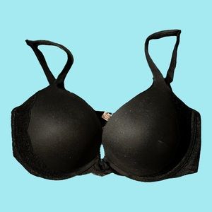 Victoria’s S. 34DD Black Bra
